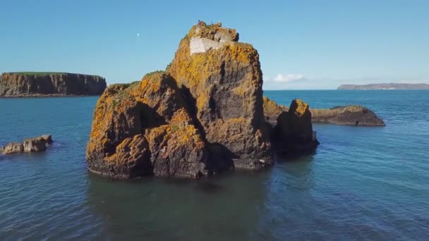 Vista Aérea Del Hermoso Paisaje Montañas Rocosas Irlanda — Vídeos de Stock