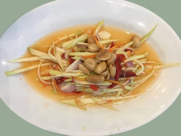 Ensalada Mango Plato Blanco — Foto de Stock