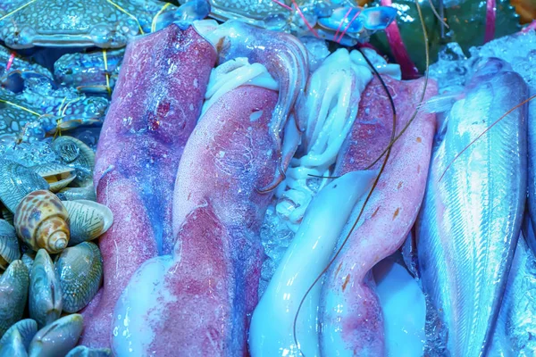 그릴을 판매에 신선한 해산물의 — 스톡 사진