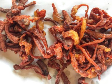 Kızarmış güneşte kurutulmuş biftek.