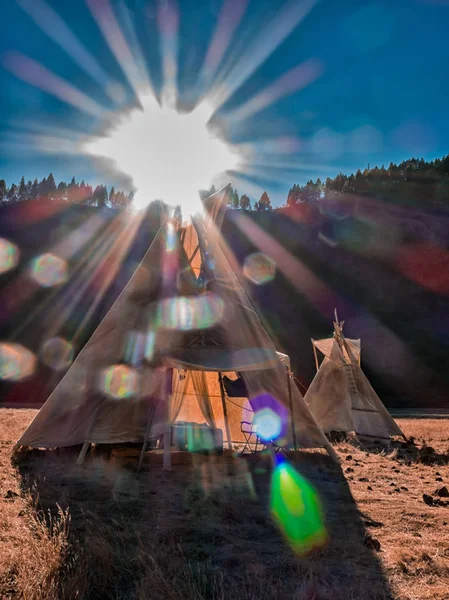 Campo Tendas Teepees Lar Dos Nativos Americanos Antigos — Fotografia de Stock
