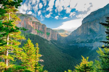 Ordesa ve Monte Perdido Milli Parkı. Aragon.Spain