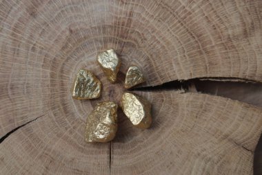 Sanat için altın taş dekor