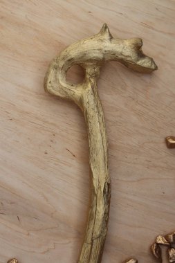 Zenginlik ve refah simgeleyen altın feng shui horoz