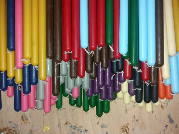 Velas Coloridas Ervas Secas Vassoura Para Bruxaria — Fotografia de Stock