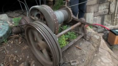 Çekiş mekanizması tarak. Kaldırma mekanizması.
