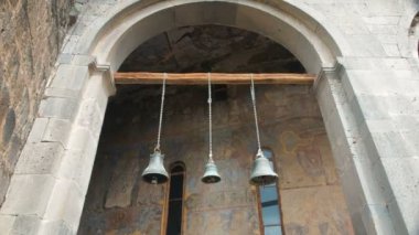 Çan Vardzia mağara manastırda. Varsayım, Meryem Ana Kilisesi