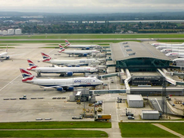 Uçakları Terminal Heathrow Havaalanı London, Büyük Britanya.