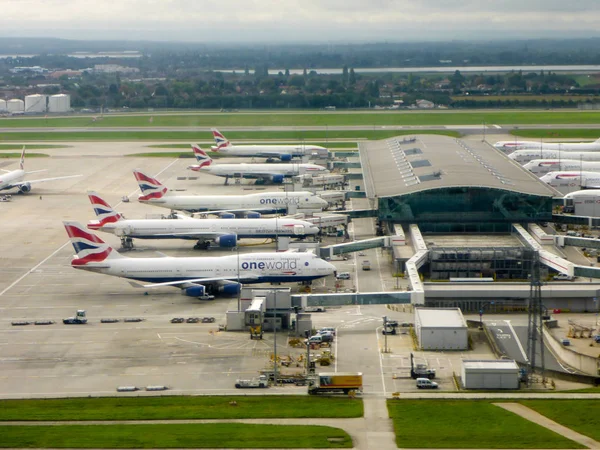 Aerolíneas Terminal Del Aeropuerto Heathrow Londres Gran Bretaña — Foto de Stock
