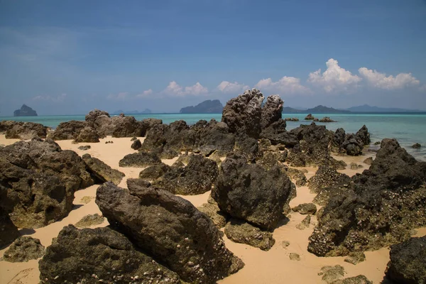 Plage Rocheuse Bord Mer Andaman Sur Petite Île Koh Kradan — Photo