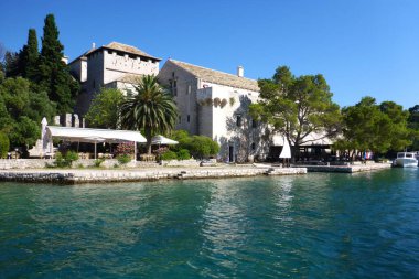 Hırvatistan 'ın Saint Mary Adası' ndaki Benedikt Manastırı ve Kilisesi.