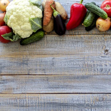 Sonbahar hasadı. Sebze - domates ve salatalık, havuç ve