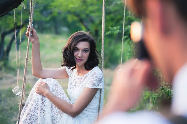 Handsome Man Making Photograph Uses Old Vintage Camera — Stock Photo, Image