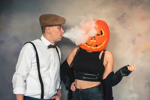 Szokatlan pár tök, Halloween Party — Stock Fotó