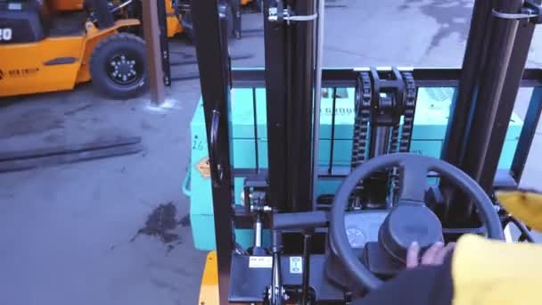 Footage Closeup Man Drives Reliable Heavy Truck Loader Heavy Duty — Stock Video