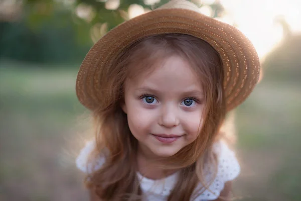 Summer outdoor portrait of beautiful happy child — Stock Photo, Image