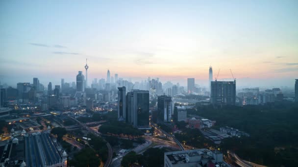 Wschód Słońca Panoramę Miasta Kuala Lumpur Uhd Upływ Czasu — Wideo stockowe