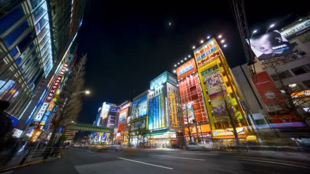 日本东京 2017年4月3日 东京秋叶原 Akihabara 夜幕降临4K 它以许多电子商店和动漫商品而闻名 — 图库视频影像