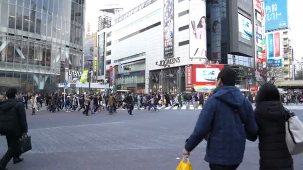 Shibuya Tokyo Japonya Nisan 2017 Dünyanın Işlek Kavşaklarından Biri Olan — Stok video