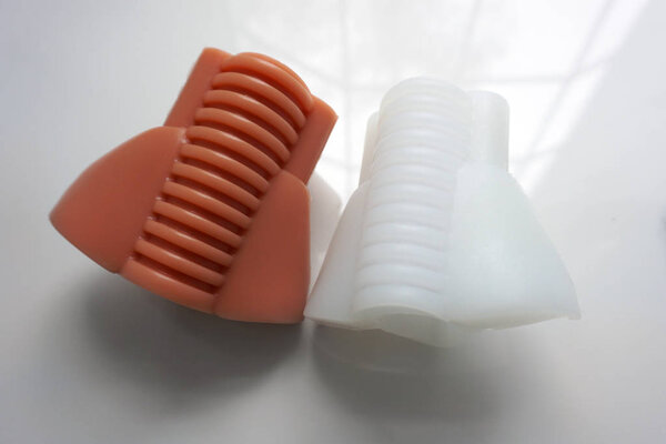 Replacebale surgical tracheas. Anatomy model for simulation classes. Cricothyrotomy training manikin.