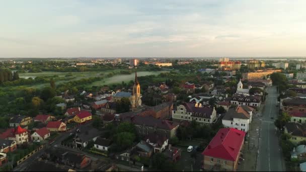 Parte histórica da visão Lutsk da Igreja Luterana . — Vídeo de Stock