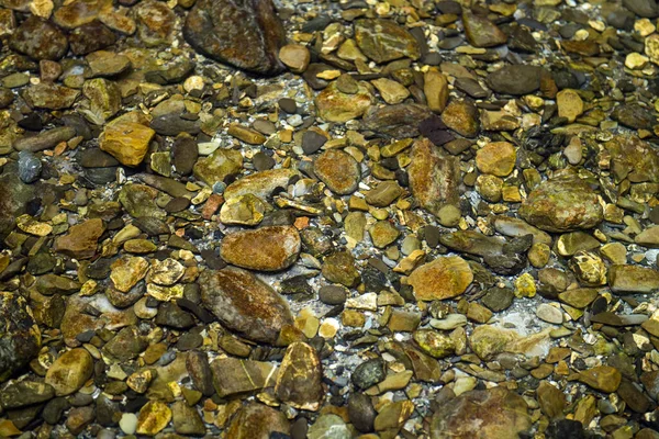 Piedras Redondas Coloridas Bajo Agua Todavía Transparente Fondo Fondo Del — Foto de Stock