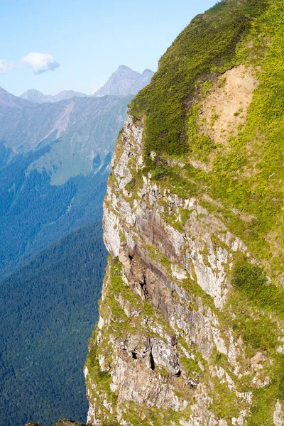 Cara Roca Vertical Pura Krasnaya Polyana —  Fotos de Stock