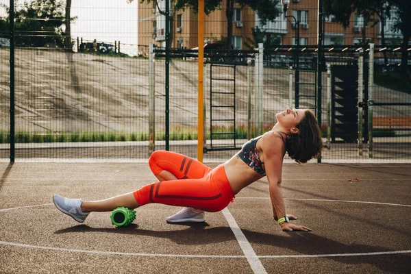 Tema Esporte Reabilitação Medicina Esportiva Atleta Bonita Mulher Branca Esbelta — Fotografia de Stock