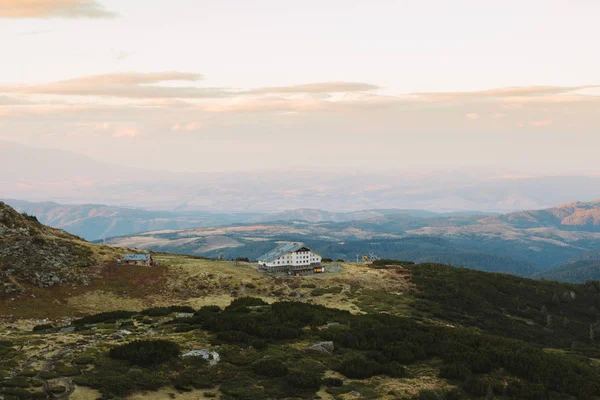 Alta Tatras Eslovaquia Verano Vista Las Montañas Montañas Casa Fondo — Foto de Stock