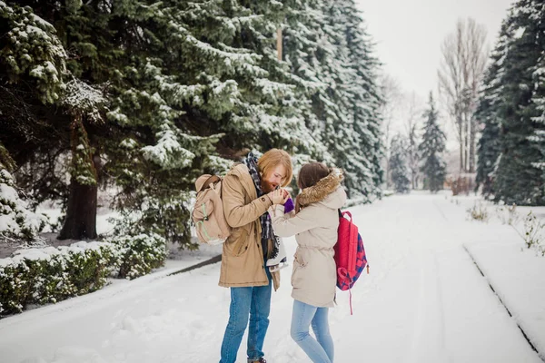 Date Young Couple Winter Young Caucasian Man Beard Long Hair — Stock Photo, Image