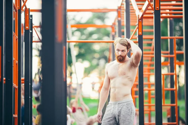 Subject Sport Street Workout Handsome Young Caucasian Man Bare Chested — Stock Photo, Image