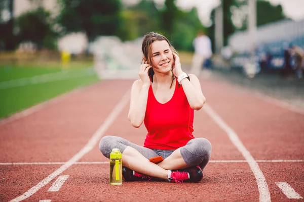 Tema Estilo Vida Saludable Música Deportiva Hermosa Joven Mujer Caucásica — Foto de Stock