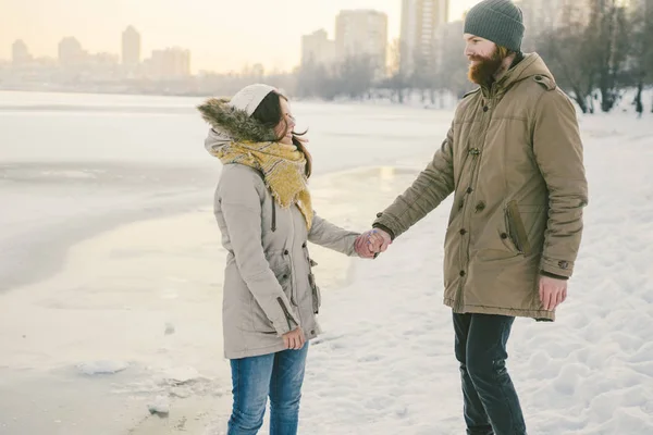 Tema Jul Semester Vinter Nytt Ung Snygg Kaukasiska Älskande Par — Stockfoto