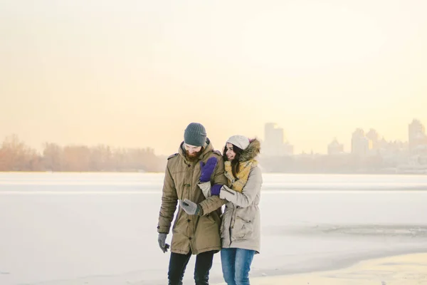 Tema Jul Semester Vinter Nytt Ung Snygg Kaukasiska Älskande Par — Stockfoto