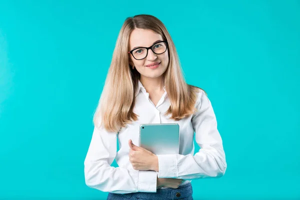 Retrato Joven Mujer Caucásica Profesora Formadora Mentoría Camisa Blanca Estilo — Foto de Stock