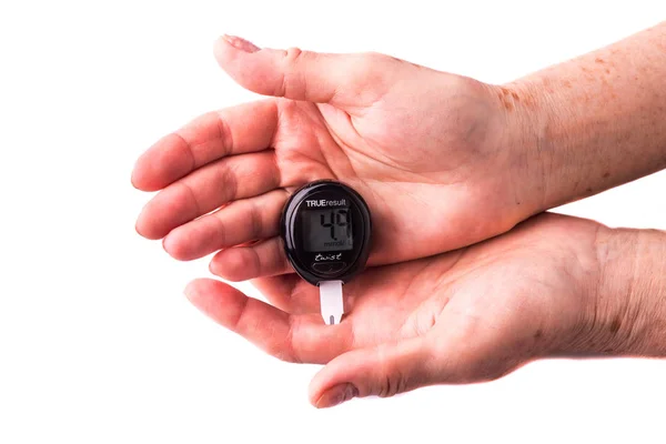 Hands Older Women Analyzing Blood Sugar — Stock Photo, Image