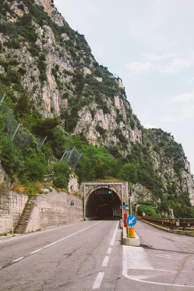 Julho 2013 Itália Caro Túnel Longo Lago Garda — Fotografia de Stock