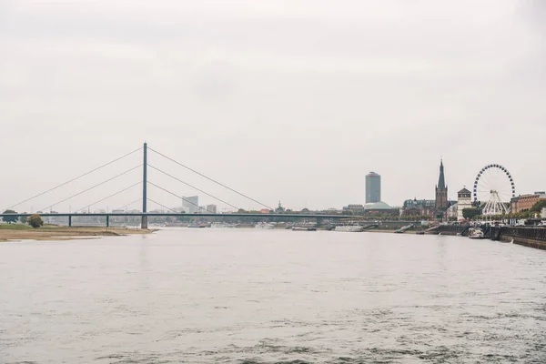 Oktober 2018 Düsseldorf Nordrhein Westfalen Innenstadt Die Uferböschung Des Flusses — Stockfoto