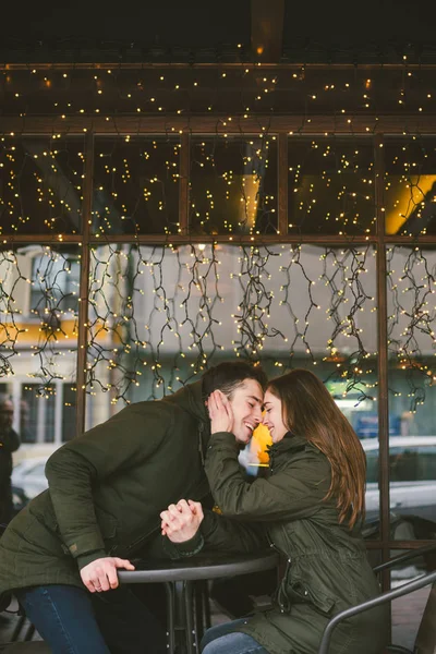 Tema Amore Vacanza San Valentino Coppia Studenti Universitari Amanti Eterosessuali — Foto Stock