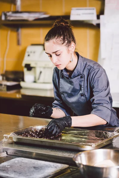 Subject Profession Cooking Pastry Young Caucasian Woman Tattoo Pastry Chef — Stock Photo, Image