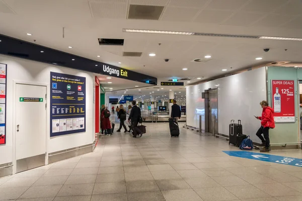 Şubat 2019 Danimarka Copenhagen Kastrup Havaalanı Tema Taşıma Mimarisi Akşam — Stok fotoğraf