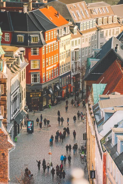 18 de febrero de 2019. Dinamarca Copenhague. Vista superior panorámica del centro de la ciudad desde un punto alto. Torre redonda Rundetaarn — Foto de Stock