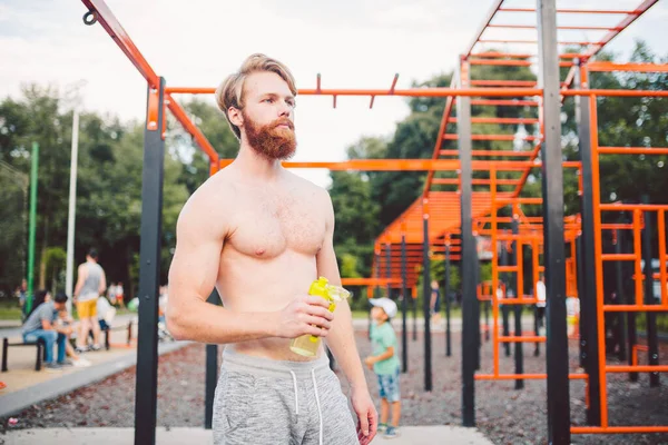 Sporty Muscular Man Drinking Water Gym Thirsty Dehydration Workout Losing — Stock Photo, Image