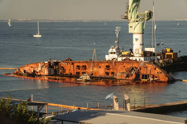 Odessa Sahilindeki Delfi Tankeri Enkazı Ekolojik Felaket Şehir Sahillerinde Petrol — Stok fotoğraf