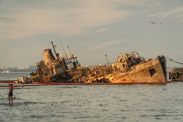 Naufragio Del Petrolero Delfi Playa Odessa Desastre Ecológico Derrame Petróleo —  Fotos de Stock