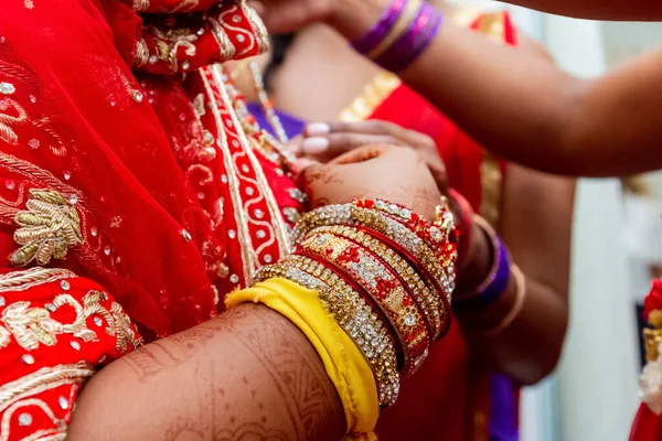 Jewelry Set Hindu Bride Traditional Indian Wedding Marriage Ceremony — Stock Photo, Image