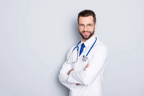 Retrato Com Espaço Cópia Alegre Doc Alegre Com Cerda Jaleco — Fotografia de Stock