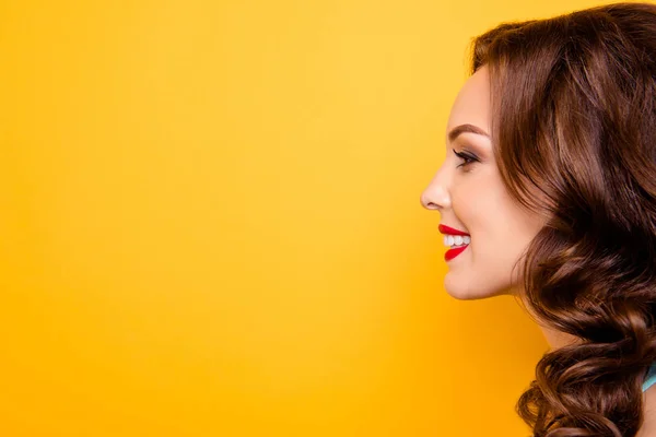 Close Retrato Perfil Com Espaço Cópia Lugar Vazio Para Propaganda — Fotografia de Stock