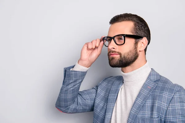 Portret Met Kopie Ruimte Voor Mannelijke Zachte Intelligente Trots Man — Stockfoto