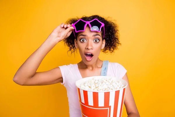 Premiere Portrait Shocked Impressed Girl Looking Out Star Glasses Wide — Stock Photo, Image